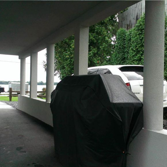 Réparation de colonne en béton coulé avec crépi acrylique