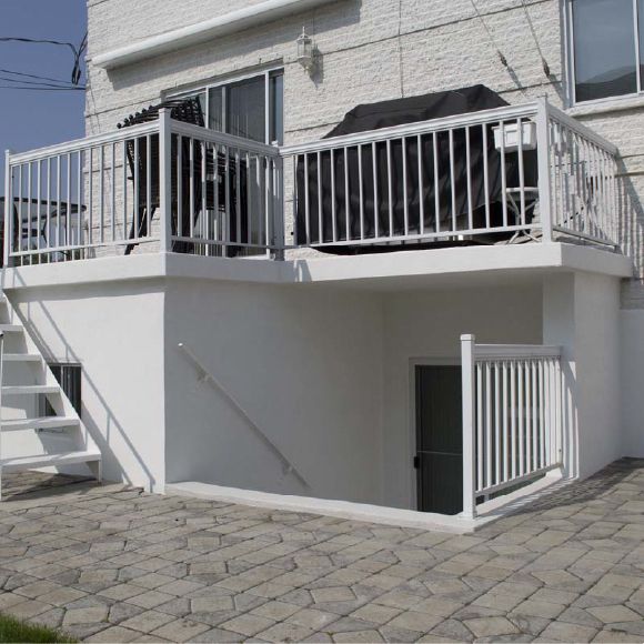 Contactez les experts en crépi acrylique pour vos projets de réparation et finition de plafonds extérieurs.