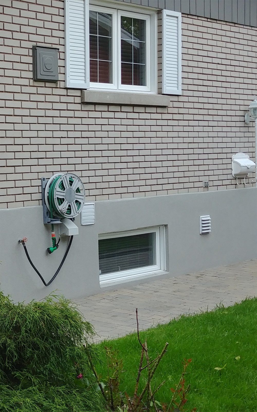 Revêtement de crépi acrylique sur une maison à Joliette.
